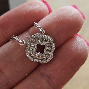 Elegant Silver Pendant Necklace